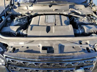 2019 Land Rover Discovery HSE with VIN SALRR2RVXKA086687, listed as a Copart auction lot 83082814 with 61,603 mi miles and Salvage Title. Bid and sale history available at DreamBid. Image 12.