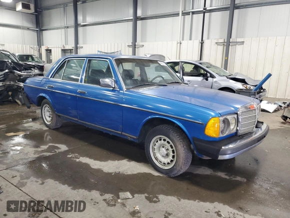 1983 Mercedes-Benz 300 D с VIN WDBAB33A6DB034893, выставлен на аукционе Copart как лот 49307094 с пробегом 111 561 миль миль и На запчасти • Non repairable. История ставок и продаж доступна на DreamBid. Изображение 4.