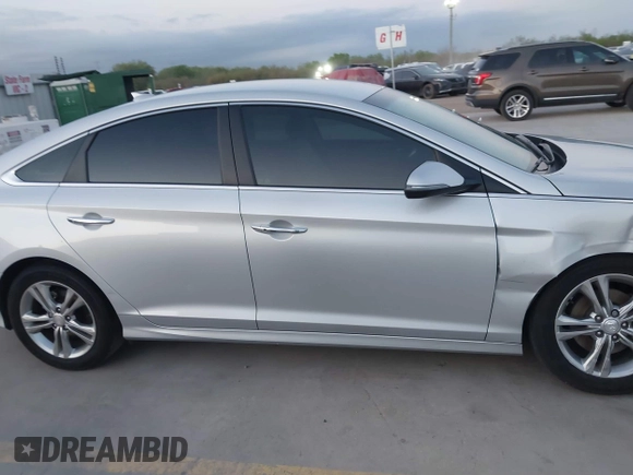 2018 Hyundai Sonata SEL with VIN 5NPE34AF1JH673343, listed as a IAAI auction lot 41827225 with 29,732 mi miles and . Bid and sale history available at carsss.com. Image 14.