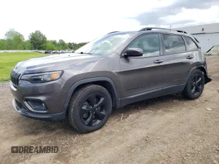 2020 Jeep Cherokee Altitude z VIN 1C4PJMLX4LD505953, wystawiony jako Copart lot #57339175 z przebiegiem 53 194 mil mil oraz Szkoda całkowita • Salvage title. Historia ofert i sprzedaży dostępna na DreamBid. Obrazek 1.