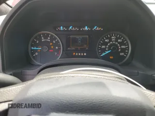 2019 Ford F-150 XL with VIN 1FTEW1EP0KFB14211, listed as a Copart auction lot 60712585 with 92,013 mi miles and Salvage title. Bid and sale history available at DreamBid. Image 9.