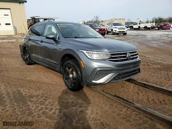 2023 Volkswagen Tiguan SE with VIN 3VVMB7AX1PM011274, listed as a Copart auction lot 48601205 with 17,831 mi miles and Non Repairable. Bid and sale history available at carsss.com. Image 15.