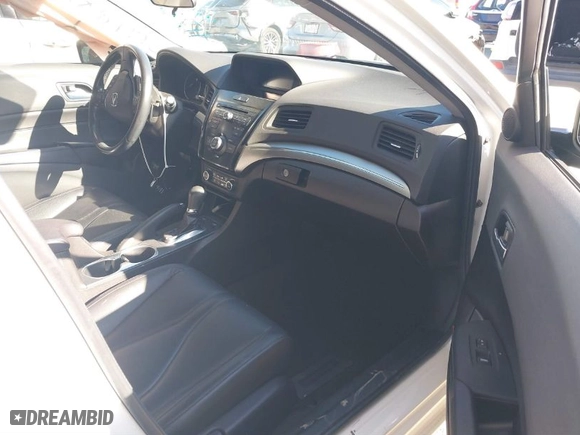 2019 Acura ILX with VIN 19UDE2F39KA013926, listed as a IAAI auction lot 41741979 with 44,737 mi miles. Bid and sale history available at carsss.com. Image 5.