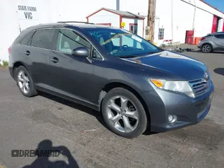 2009 Toyota Venza with VIN 4T3ZK11A09U003956, listed as a IAAI auction lot 41735391 with 227,686 mi miles. Bid and sale history available at carsss.com. Image 1.
