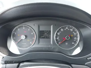 2012 Volkswagen Jetta SE z VIN 3VWDP7AJ4CM379192, wystawiony jako IAAI lot #42024746 z przebiegiem 125 450 mil mil oraz . Historia ofert i sprzedaży dostępna na DreamBid. Obrazek 7.