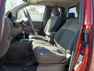 2010 Nissan Frontier XE с VIN 1N6BD0CT5AC430719, выставлен на аукционе Copart как лот 46937415 с пробегом 130 695 миль миль и Списание • Salvage title. История ставок и продаж доступна на DreamBid. Изображение 7.