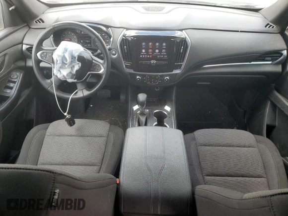2022 Chevrolet Traverse LT Cloth z VIN 1GNEVMKW9NJ190261, wystawiony jako Copart lot #53342155 z przebiegiem 24 952 mil mil oraz Szkoda całkowita • Salvage title. Historia ofert i sprzedaży dostępna na DreamBid. Obrazek 8.