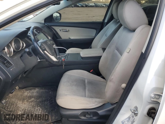 2013 Mazda CX-9 Sport with VIN JM3TB2BV9D0403970, listed as a Copart auction lot 85218034 with 209,892 mi miles and Non Repairable. Bid and sale history available at DreamBid. Image 7.