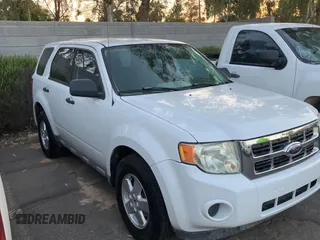 2009 Ford Escape XLS с VIN 1FMCU02779KB19236, выставлен на аукционе Copart как лот 55019105 с пробегом 171 987 миль миль и Чистый • Clean title. История ставок и продаж доступна на DreamBid. Изображение 1.