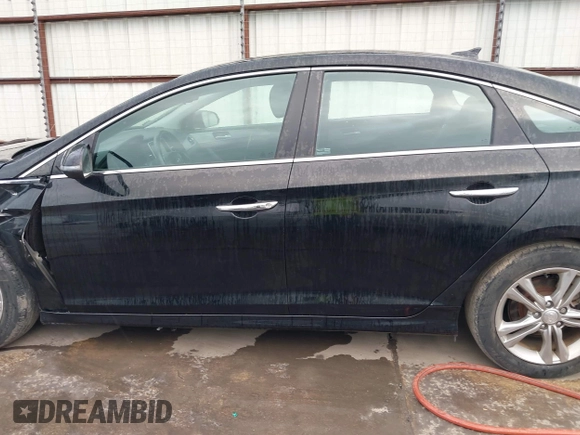 2018 Hyundai Sonata SEL z VIN 5NPE34AF2JH636933, wystawiony jako IAAI lot #41958488 z przebiegiem 43 711 mil mil oraz . Historia ofert i sprzedaży dostępna na DreamBid. Obrazek 14.