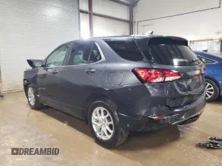 2022 Chevrolet Equinox LT z VIN 2GNAXKEV7N6136194, wystawiony jako Copart lot #50752925 z przebiegiem 46 749 mil mil oraz Szkoda całkowita • Salvage title. Historia ofert i sprzedaży dostępna na DreamBid. Obrazek 2.