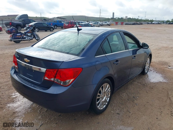 2014 Chevrolet Cruze ECO with VIN 1G1PH5SB9E7293326, listed as a IAAI auction lot 39634650 with 172,447 mi miles. Bid and sale history available at carsss.com. Image 4.