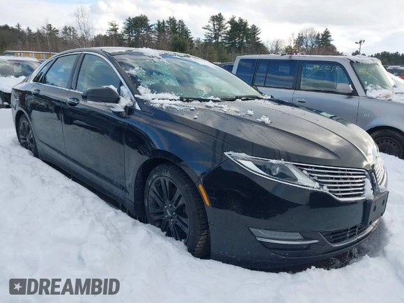 2013 Lincoln MKZ with VIN 3LN6L2JK1DR800823, listed as a IAAI auction lot 41491776 with 117,774 mi miles. Bid and sale history available at carsss.com. Image 1.