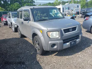 2003 Honda Element EX with VIN 5J6YH28533L041517, listed as a IAAI auction lot 42570360 with Not provided miles and . Bid and sale history available at DreamBid. Image 1.