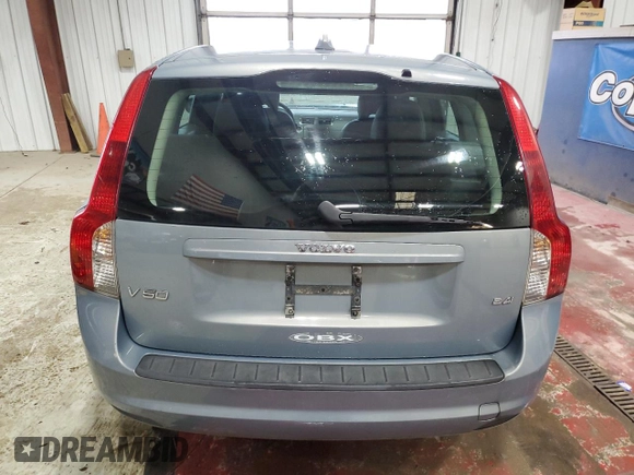 2008 Volvo V50 2.4L with VIN YV1MW390082427905, listed as a Copart auction lot 81462534 with 105,219 mi miles and Salvage Title. Bid and sale history available at carsss.com. Image 6.