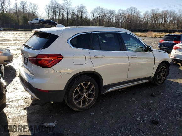 2020 BMW X1 xDrive28i with VIN WBXJG9C0XL5P55506, listed as a Copart auction lot 40137583 with 37,178 mi miles. Bid and sale history available at carsss.com. Image 3.