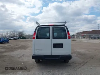 2018 Chevrolet Express Cargo Van with VIN 1GCWGAFP6J1336229, listed as a IAAI auction lot 42022722 with 99,005 mi miles. Bid and sale history available at carsss.com. Image 16.