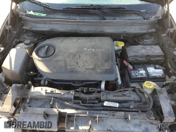 2014 Jeep Cherokee Altitude with VIN 1C4PJMCS6EW286795, listed as a Copart auction lot 88283055 with 111,363 mi miles and Salvage Title. Bid and sale history available at carsss.com. Image 12.