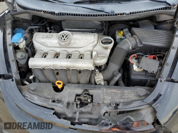 2010 Volkswagen New Beetle Coupe with VIN 3VWPG3AG8AM036554, listed as a Copart auction lot 52403365 with 138,857 mi miles and Salvage Title. Bid and sale history available at carsss.com. Image 13.