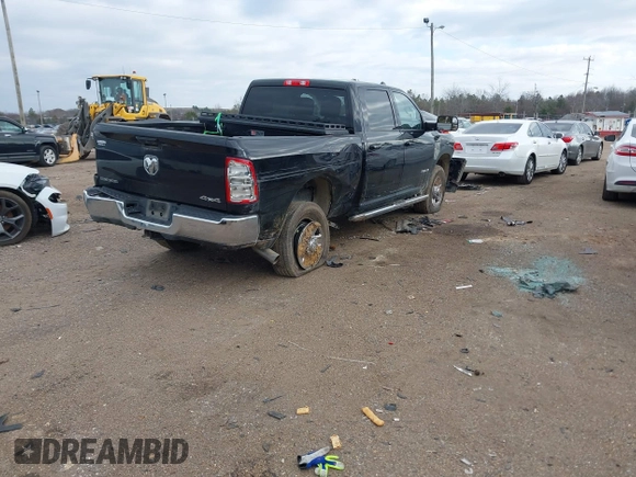 2022 Ram 2500 Big Horn with VIN 3C6UR5DL6NG345083, listed as a IAAI auction lot 41155721 with 47,033 mi miles. Bid and sale history available at carsss.com. Image 4.