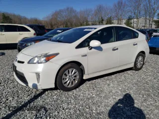 2013 Toyota Prius with VIN JTDKN3DP1D3039106, listed as a Copart auction lot 53206245 with 199,226 mi miles and Clean Title. Bid and sale history available at DreamBid. Image 1.