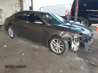2014 Nissan Maxima 3.5 SV w/Premium Pkg with VIN 1N4AA5AP6EC430315, listed as a IAAI auction lot 41913968 with 84,065 mi miles. Bid and sale history available at carsss.com. Image 1.