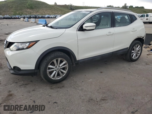 2017 Nissan Rogue SV with VIN JN1BJ1CP5HW010989, listed as a Copart auction lot 59119805 with 82,632 mi miles and Salvage title. Bid and sale history available at DreamBid. Image 1.