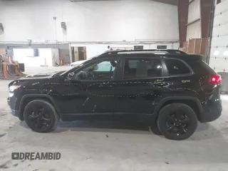 2018 Jeep Cherokee Limited z VIN 1C4PJMDX8JD554326, wystawiony jako IAAI lot #41843179 z przebiegiem 144 104 mil mil oraz . Historia ofert i sprzedaży dostępna na DreamBid. Obrazek 14.