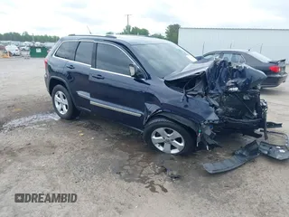 2013 Jeep Grand Cherokee Laredo с VIN 1C4RJFAG8DC560260, выставлен на аукционе IAAI как лот 42213651 с пробегом Не указан миль и . История ставок и продаж доступна на DreamBid. Изображение 1.
