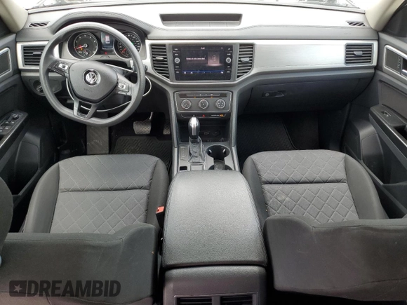 2018 Volkswagen Atlas Launch Edition with VIN 1V2BR2CA4JC500319, listed as a Copart auction lot 55771225 with 76,511 mi miles and Salvage title. Bid and sale history available at DreamBid. Image 8.