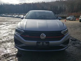 2019 Volkswagen Jetta GLI S z VIN 3VW5T7BU3KM207016, wystawiony jako Copart lot #67631372 z przebiegiem 53 762 mil mil oraz . Historia ofert i sprzedaży dostępna na DreamBid. Obrazek 5.