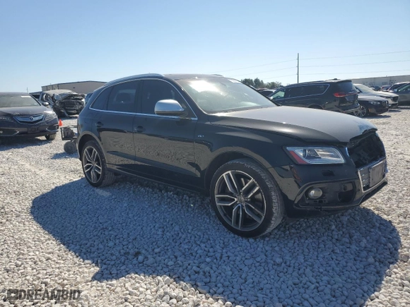 2014 Audi SQ5 Prestige with VIN WA1VGAFP0EA060996, listed as a Copart auction lot 74397874 with 116,695 mi miles and Salvage Title. Bid and sale history available at carsss.com. Image 4.