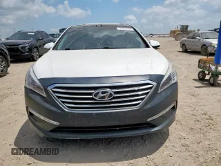 2015 Hyundai Sonata SE z VIN 5NPE24AF0FH004426, wystawiony jako Copart lot #57031915 z przebiegiem 73 493 mil mil oraz Szkoda całkowita • Salvage title. Historia ofert i sprzedaży dostępna na DreamBid. Obrazek 5.