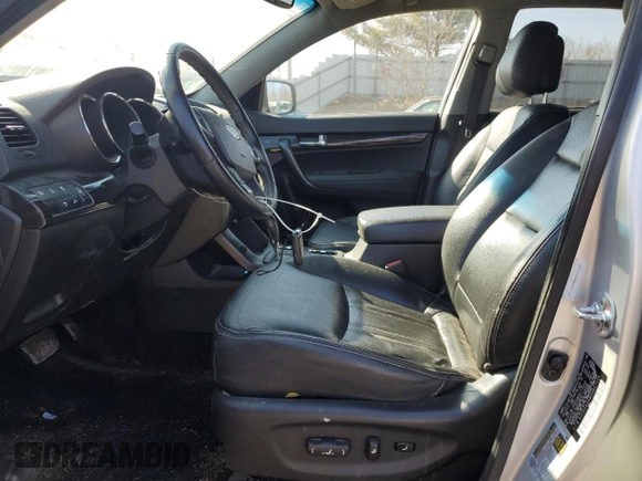 2013 Kia Sorento EX with VIN 5XYKU4A68DG347146, listed as a Copart auction lot 48263405 with 129,198 mi miles and Clean Title. Bid and sale history available at DreamBid. Image 7.