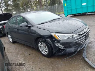 2020 Hyundai Elantra SE with VIN 5NPD74LF2LH529719, listed as a IAAI auction lot 41970104 with 38,928 mi miles. Bid and sale history available at carsss.com. Image 1.