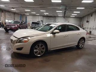 2012 Volvo S60 T5 z VIN YV1622FS8C2128823, wystawiony jako IAAI lot #42265285 z przebiegiem 201 730 mil mil oraz . Historia ofert i sprzedaży dostępna na DreamBid. Obrazek 14.