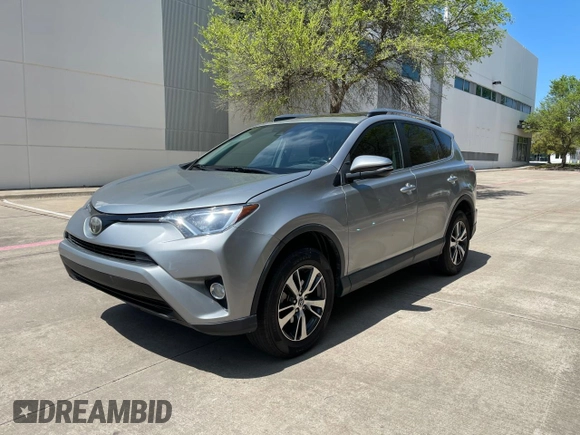 2018 Toyota RAV4 XLE with VIN 2T3WFREV8JW496356, listed as a Copart auction lot 51367765 with 71,049 mi miles and Clean Title. Bid and sale history available at DreamBid. Image 2.