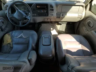 1998 Chevrolet Tahoe with VIN 1GNEK13R5WJ371083, listed as a Copart auction lot 76305624 with 186,100 mi miles and Clean Title. Bid and sale history available at carsss.com. Image 8.
