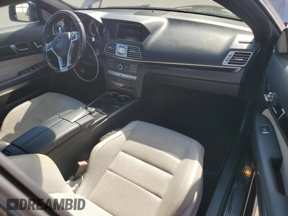 2016 Mercedes-Benz E 400 with VIN WDDKJ6HB3GF321767, listed as a Copart auction lot 61826015 with 76,314 mi miles and Salvage title. Bid and sale history available at DreamBid. Image 8.