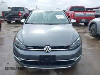 2019 Volkswagen Golf S z VIN 3VWH17AU1KM505617, wystawiony jako IAAI lot #41659236 z przebiegiem 37 964 mil mil oraz . Historia ofert i sprzedaży dostępna na DreamBid. Obrazek 13.