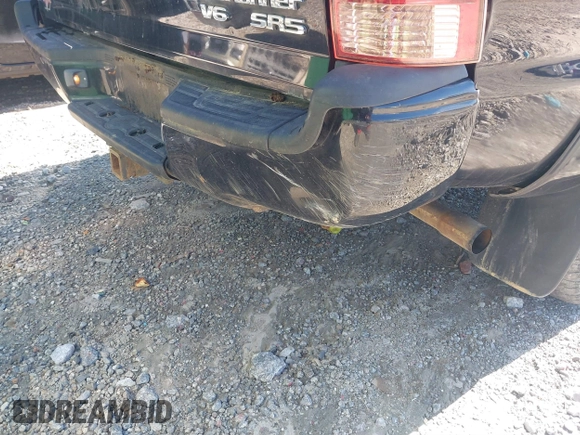 2007 Toyota Tacoma PreRunner z VIN 5TETU62N47Z425048, wystawiony jako IAAI lot #41592137 z przebiegiem 246 023 mil mil oraz . Historia ofert i sprzedaży dostępna na DreamBid. Obrazek 6.
