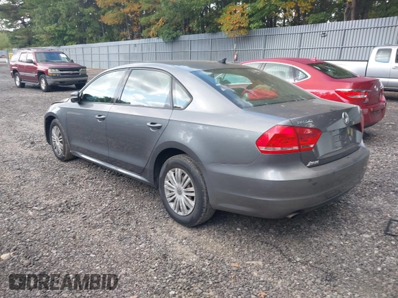 2015 Volkswagen Passat Limited Edition Edition с VIN 1VWAT7A39FC094736, выставлен на аукционе IAAI как лот 40483449 с пробегом 97 449 миль миль и . История ставок и продаж доступна на DreamBid. Изображение 3.