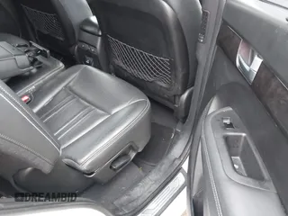 2014 Kia Sorento SX with VIN 5XYKW4A77EG449963, listed as a IAAI auction lot 41963370 with 182,072 mi miles. Bid and sale history available at carsss.com. Image 8.