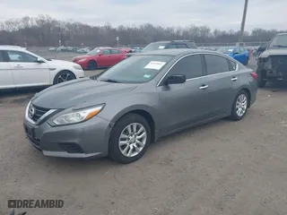2017 Nissan Altima 2.5 SR with VIN 1N4AL3AP0HC498094, listed as a IAAI auction lot 41679063 with 137,827 mi miles. Bid and sale history available at carsss.com. Image 17.