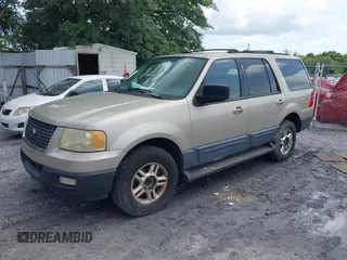 2004 Ford Expedition Special Service with VIN 1FMRU15W24LA46475, listed as a IAAI auction lot 42276093 with 218,197 mi miles and . Bid and sale history available at DreamBid. Image 2.