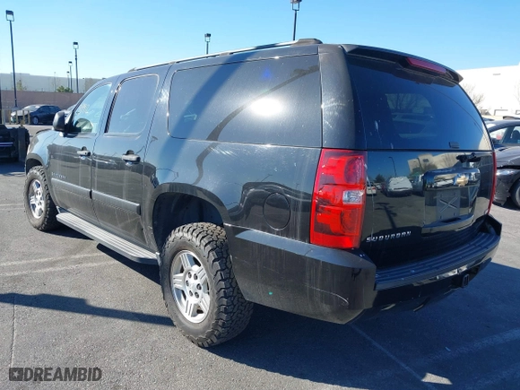 2007 Chevrolet Suburban LT with VIN 3GNFC16077G248080, listed as a IAAI auction lot 41289912 with 129,622 mi miles. Bid and sale history available at carsss.com. Image 3.
