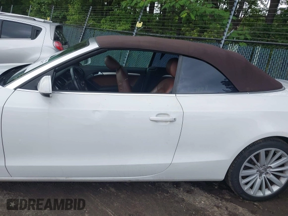 2011 Audi A5 Premium Plus с VIN WAULFAFH2BN020509, выставлен на аукционе IAAI как лот 42381177 с пробегом 132 106 миль миль и . История ставок и продаж доступна на DreamBid. Изображение 14.