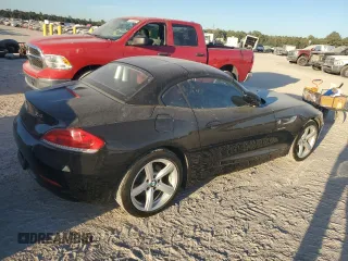 2016 BMW Z4 sDrive28i with VIN WBALL5C58G5A20857, listed as a Copart auction lot 75558284 with 62,625 mi miles and Salvage Title. Bid and sale history available at carsss.com. Image 3.