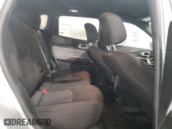 2024 Jeep Compass Sport с VIN 3C4NJDAN0RT158813, выставлен на аукционе Copart как лот 52794575 с пробегом 6 137 миль миль и Списание • Salvage title. История ставок и продаж доступна на DreamBid. Изображение 11.