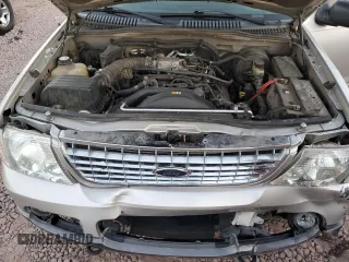 2004 Ford Explorer XLT with VIN 1FMZU73W44ZB06663, listed as a Copart auction lot 85488004 with 172,217 mi miles and Salvage title. Bid and sale history available at DreamBid. Image 12.